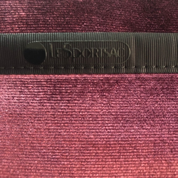 LeSportsac Taylor Zip Around Wallet - Picture 3 of 4